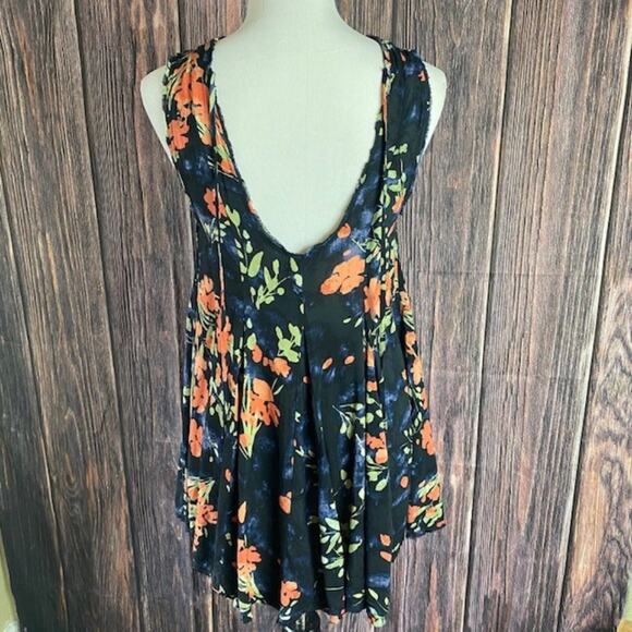 Ecote Women's Black & Coral Floral Tunic Dress Back is Cutout with Ties Small - Picture 5 of 9